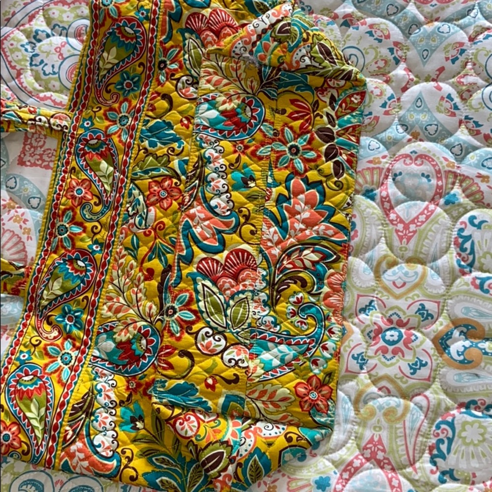 Vera Bradley Large Tote! - Picture 3 of 3